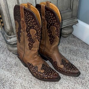 Old West Cowgirl Boots!